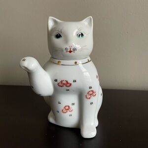 Vintage Handpainted Porcelain Chinese Figural Kitty Cat Teapot Creamer w/ Spout